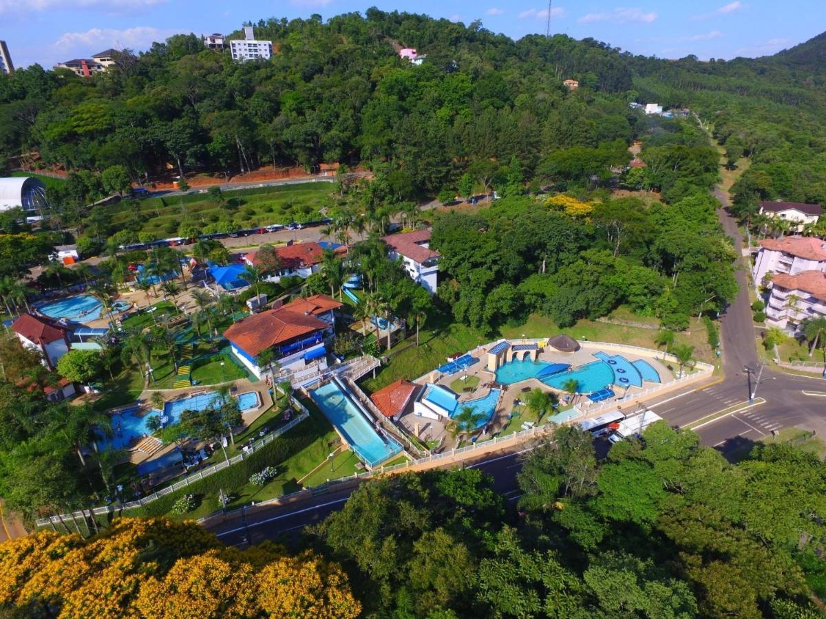 Apt Novo, Localizacao Privilegiada 60 Mt Do Termas بيراتوبا المظهر الخارجي الصورة